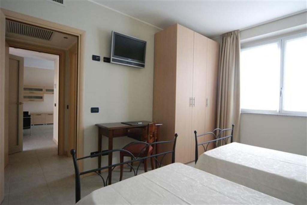Residence & Suites Solaf Bonate di Sopra Стая снимка