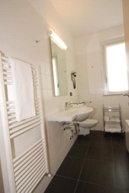 Residence & Suites Solaf Bonate di Sopra Стая снимка