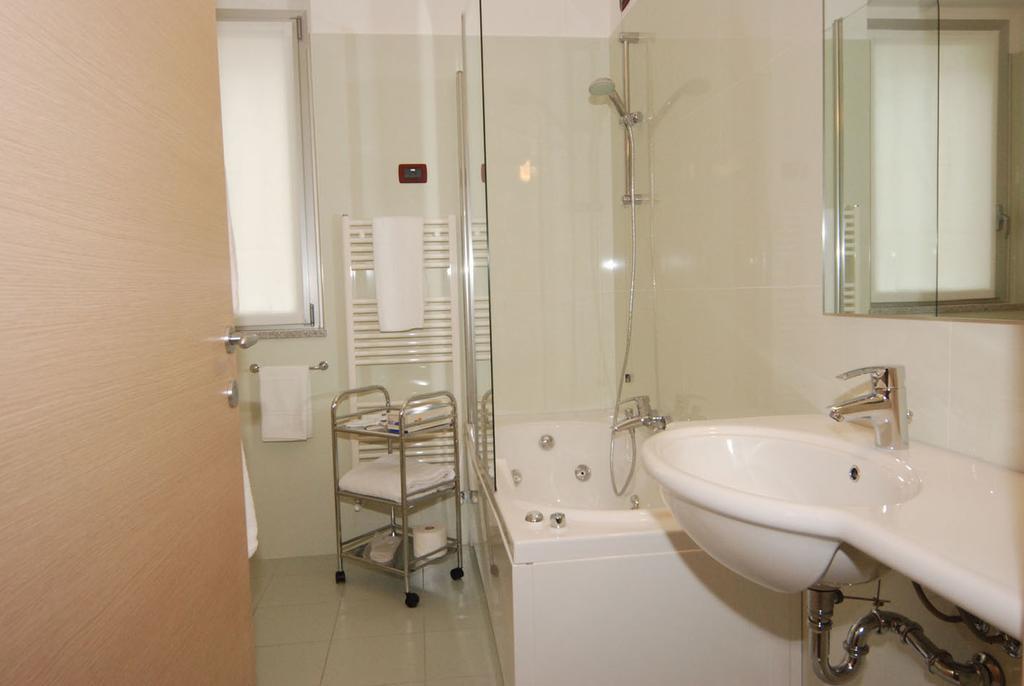 Residence & Suites Solaf Bonate di Sopra Екстериор снимка